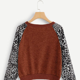 Contrast Leopard Print Sweatshirt