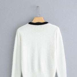 Bow Front Contrast Trim Fuzzy Jumper